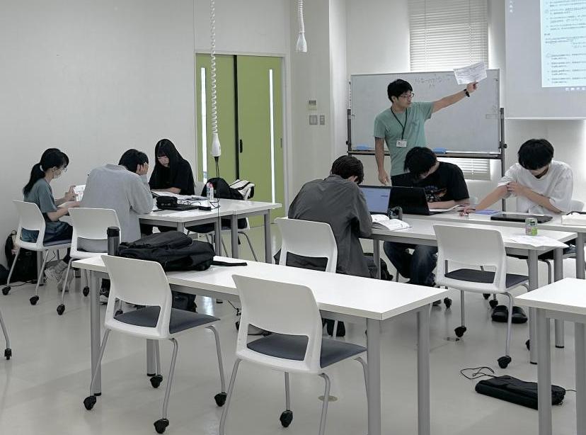 【情報システム学科】応用情報技術者試験に向けて全力特訓中