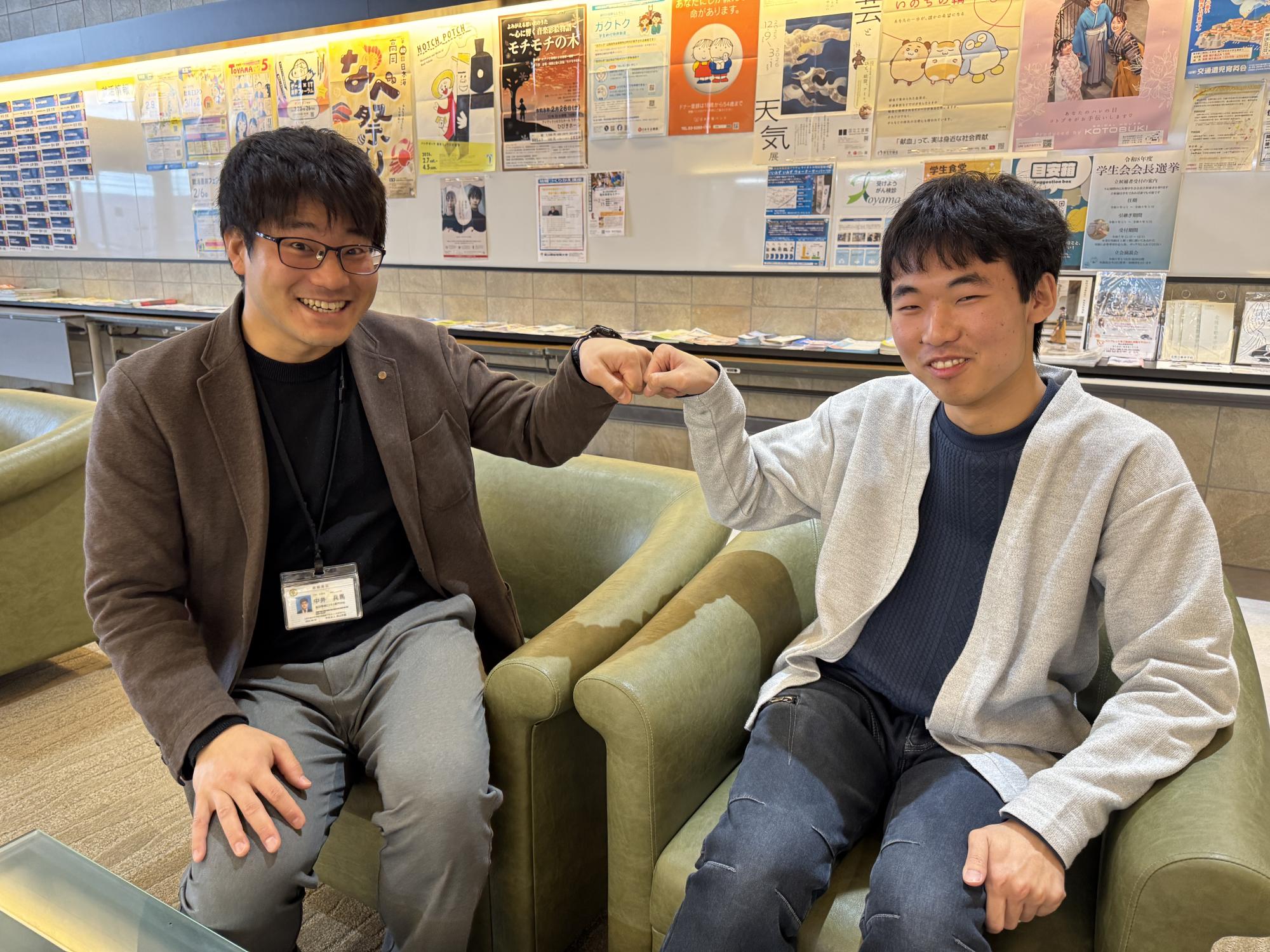 【合格者インタビュー】1年次で基本情報、2年次で応用情報に合格！最速合格を支えた「特訓」と「仲間の存在」